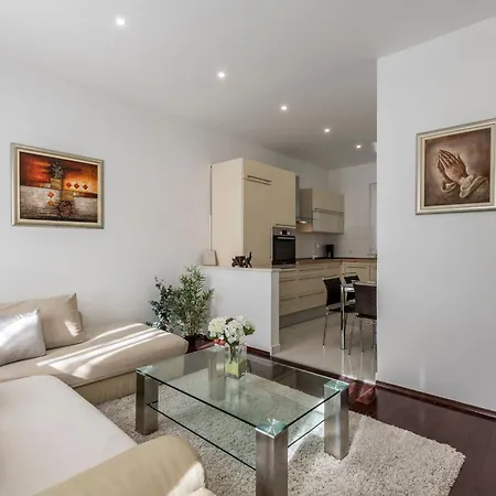Apartment Near The Centre With A Parking Space