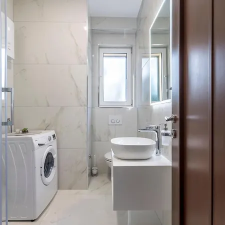 Apartment Near The Centre With A Parking Space *