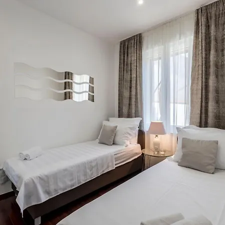 Apartment Near The Centre With A Parking Space Split
