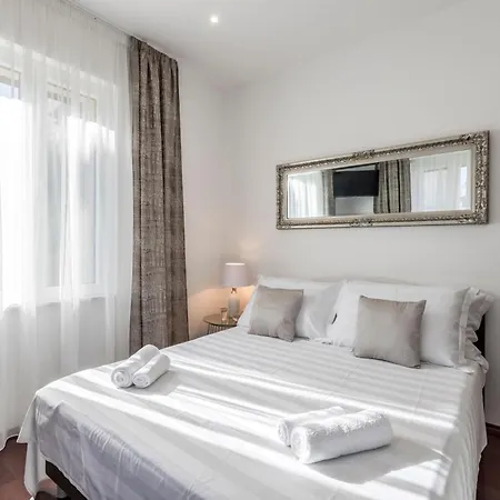 Apartment Near The Centre With A Parking Space Split